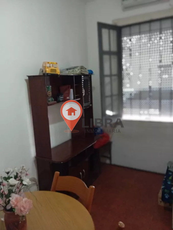 Casa ID.6716 - Venta Casa Reciclada 4 Dormitorios y 2 Baños. Cordon 