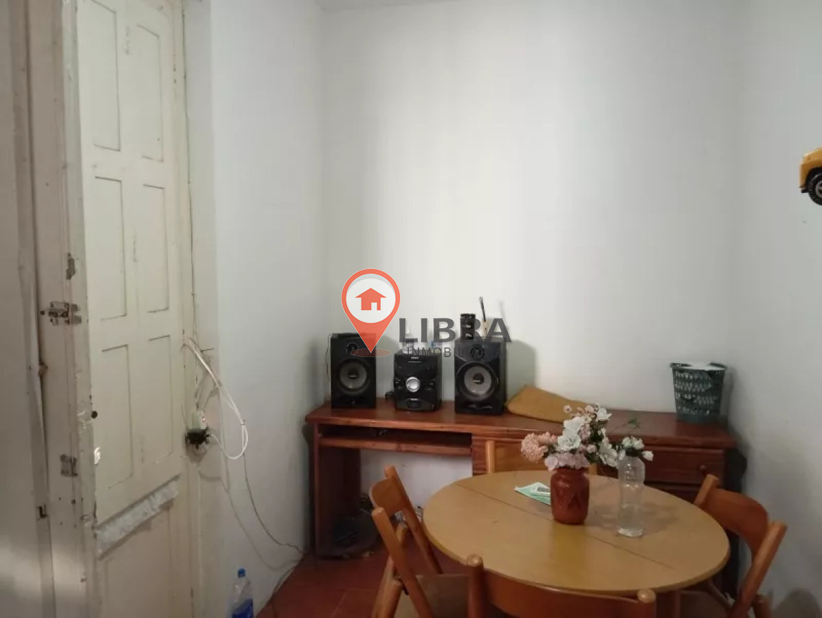 Casa ID.6716 - Venta Casa Reciclada 4 Dormitorios y 2 Baños. Cordon 