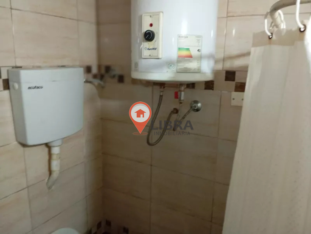 Casa ID.6716 - Venta Casa Reciclada 4 Dormitorios y 2 Baños. Cordon 
