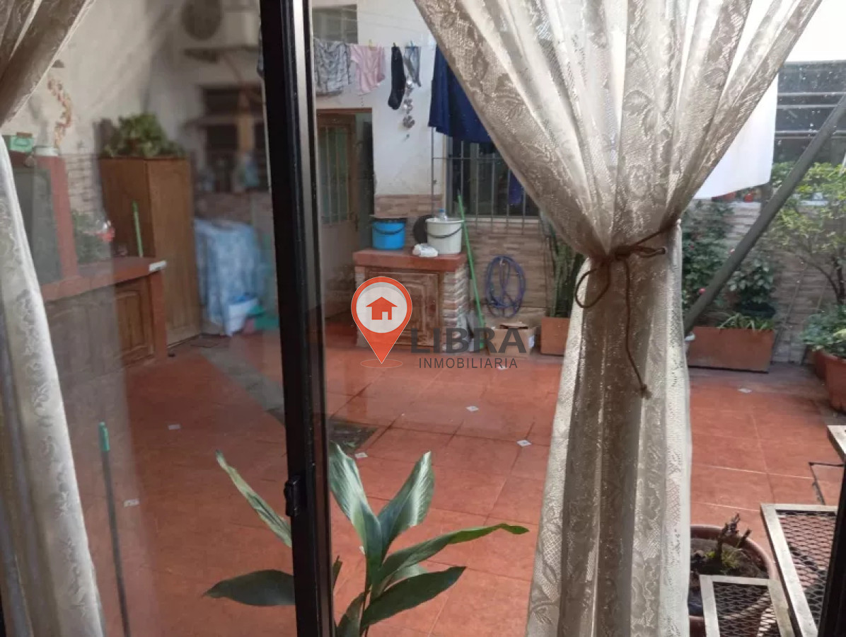 Casa ID.6716 - Venta Casa Reciclada 4 Dormitorios y 2 Baños. Cordon 