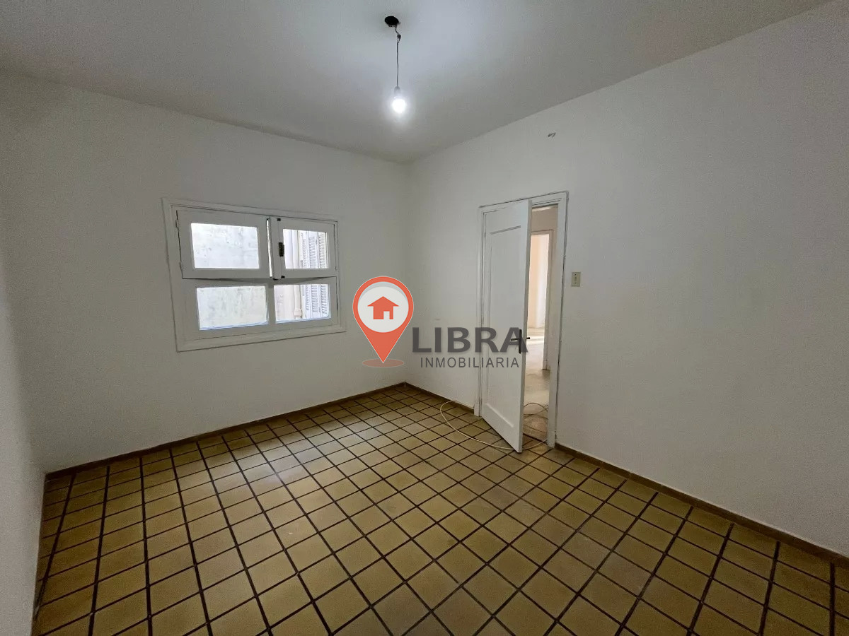 Casa ID.5737 - Casa Venta 2 Dormitorios Impecable Excelente Ubicación Buceo