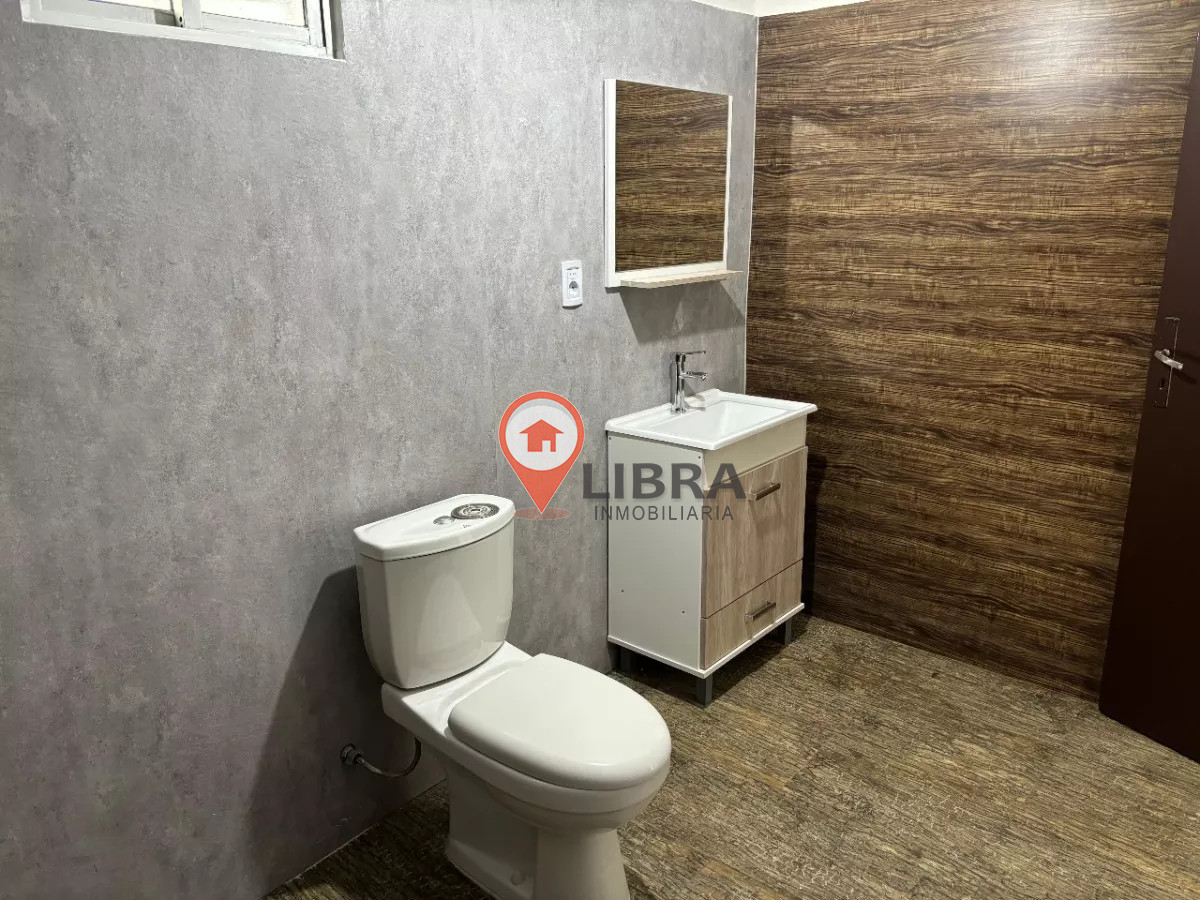 Casa ID.7190 - Se Vende Casa de 3 Dormitorios En Lagomar Sur Gran Terreno Cochera