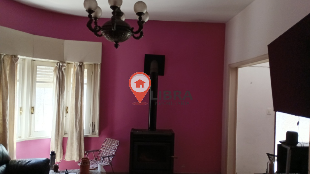 Casa ID.7406 - Se Vende De Casa 3 Dormitorios 3 Baños Amplio Terreno Cochera Atahualpa