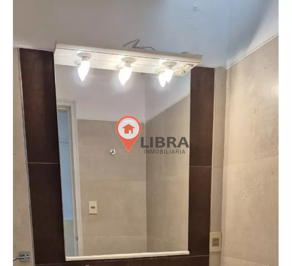 Casa ID.7835 - Hermosa Casa Con 3 Dorm, Patio y Cochera Para 2 Autos