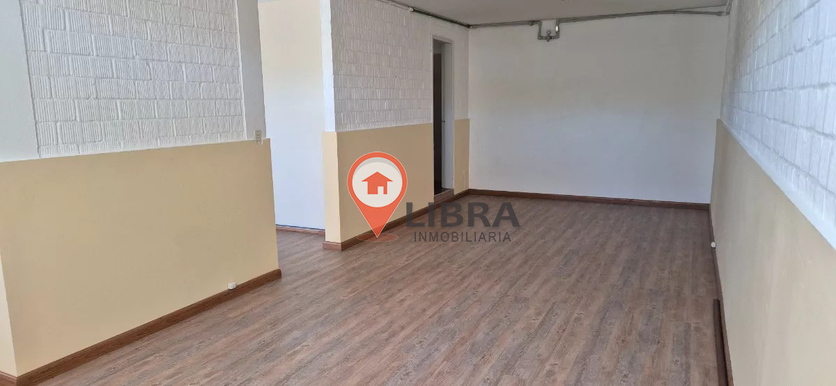 Casa ID.7835 - Hermosa Casa Con 3 Dorm, Patio y Cochera Para 2 Autos