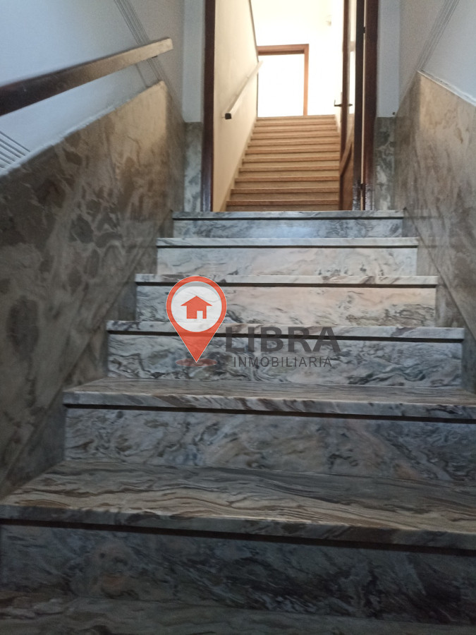 Casa ID.7882 - Venta De Casa 4 Dormitorios 2 Baños Sobre Av 8 de Octubre En Unión