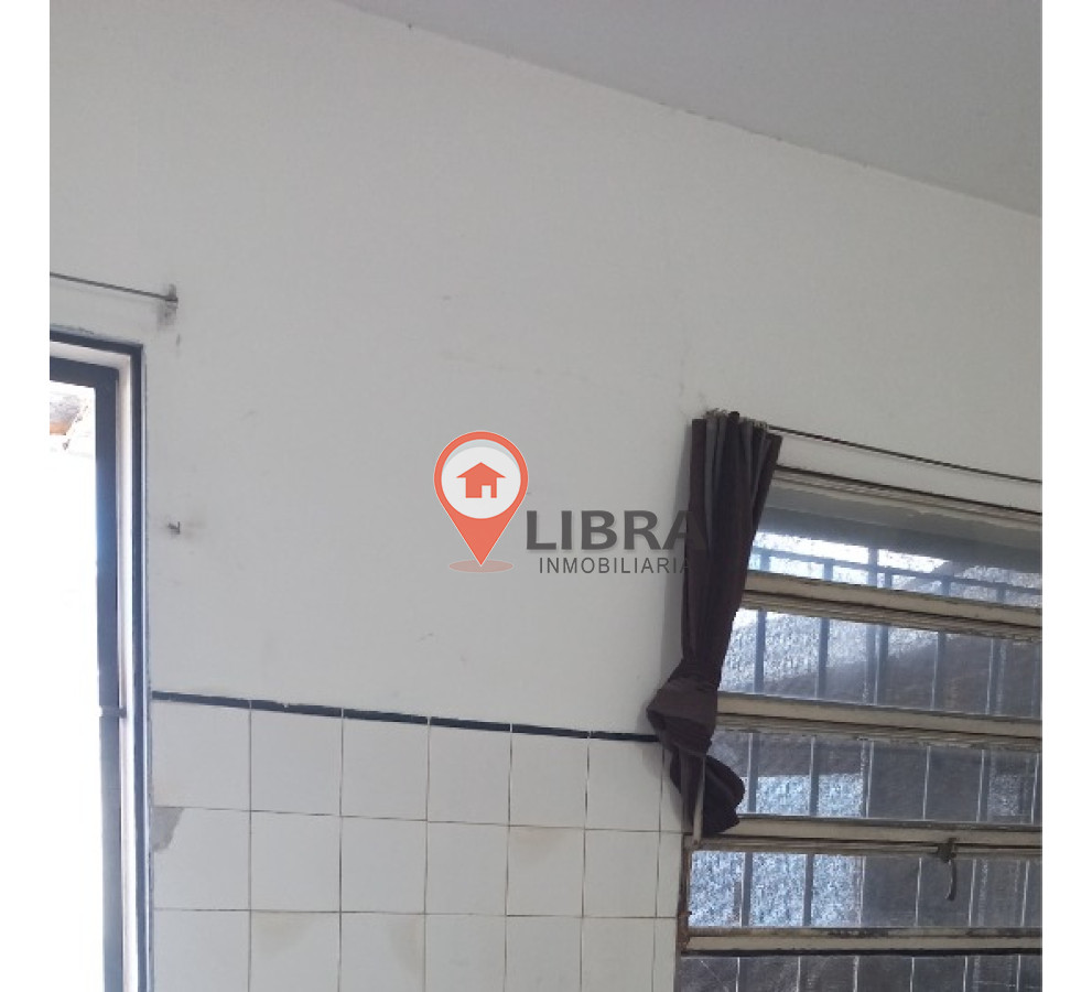 Casa ID.4758 - Venta Casa 2 Dormitorios Cochera 2 Autos Patio Peñarol Jardín
