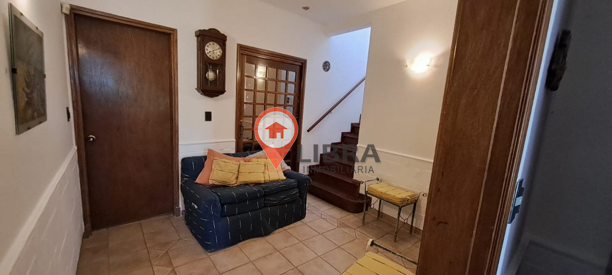 Casa ID.8341 - Se Vende Casa 4 Dormitorios Cochera Patio Barbacoa En Aguada