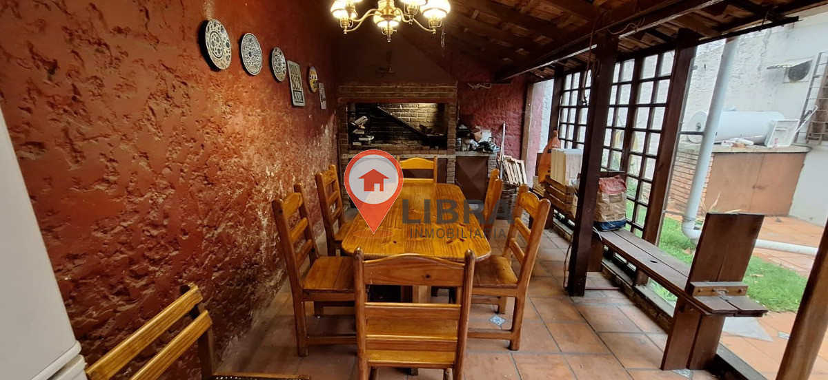 Casa ID.8341 - Se Vende Casa 4 Dormitorios Cochera Patio Barbacoa En Aguada