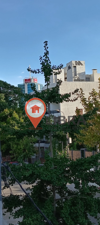 Casa ID.8634 -  Casa De Altos 2 Dormitorios Cochera Sin Gastos Buceo