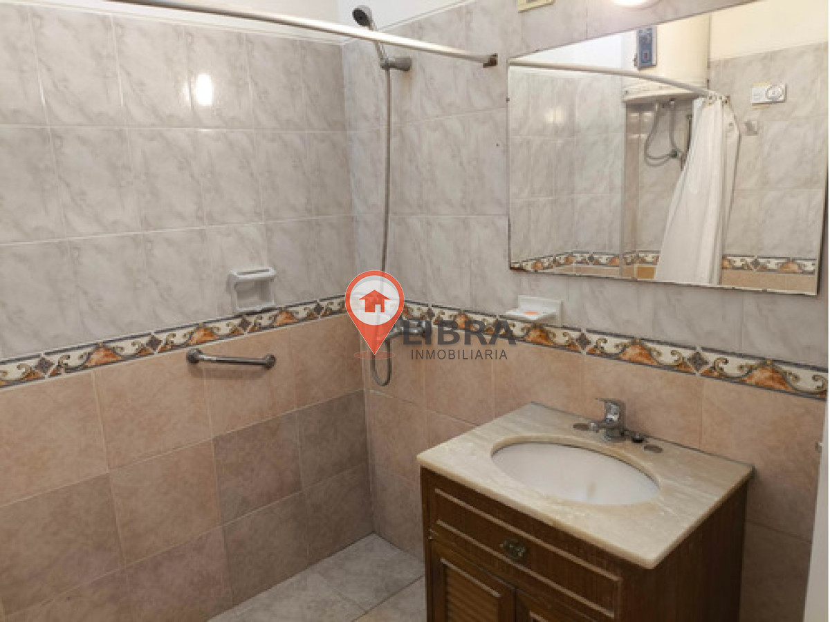 Casa ID.8636 - Casa 3 Dormitorios 2 Cocheras Sin Gastos Comunes