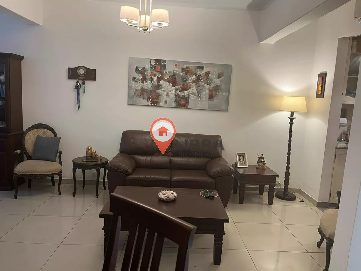 Casa ID.8757 - Venta Casa 2 Dormitorios Patio Parrillero Sin Gastos En Pocitos