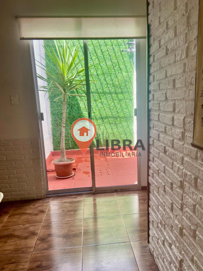 Casa ID.8857 - Casa A Estrenar De 3 Dormitorios 2 Baños Garaje Tres Cruces 
