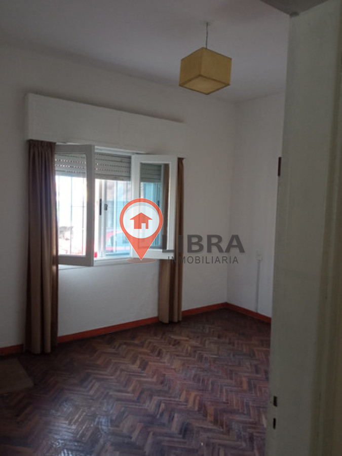 Casa ID.10201 - Alquiler Casa 2 Dormitorios, Altillo, Azotea En Aguada