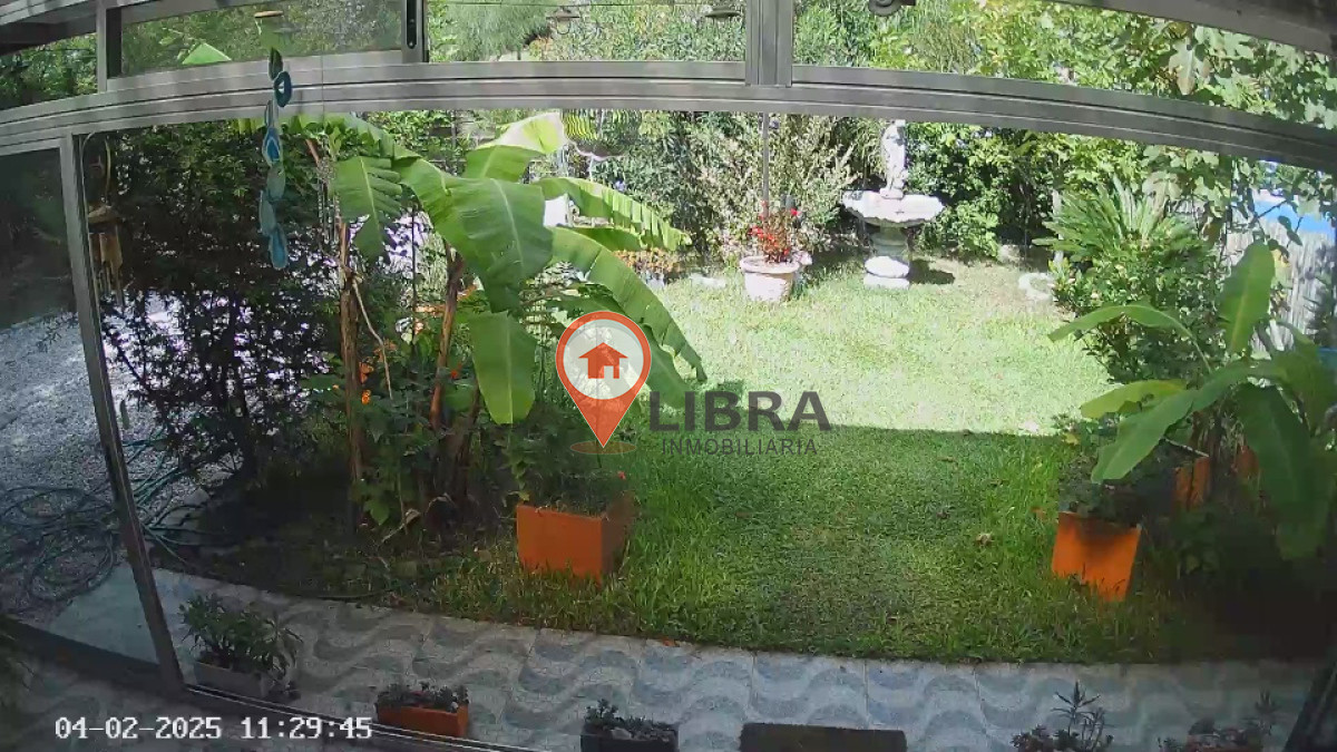 Casa ID.9028 - Venta Casa Gran Terreno 1 Dormitorio Piscina Parrillero En El Pinar