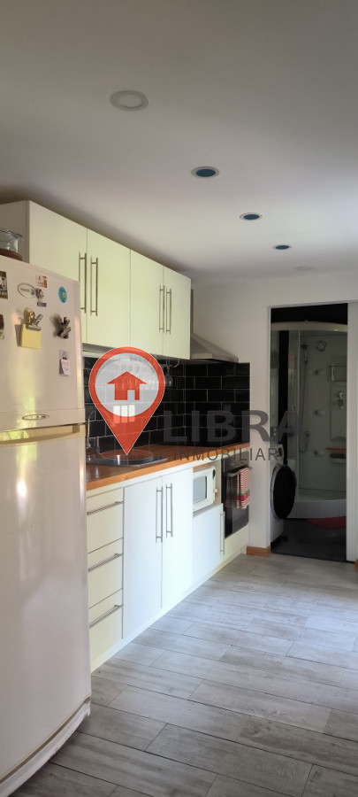 Casa ID.9053 - Venta Casa Gran Terreno 1 Dormitorio Piscina Parrillero En El Pinar