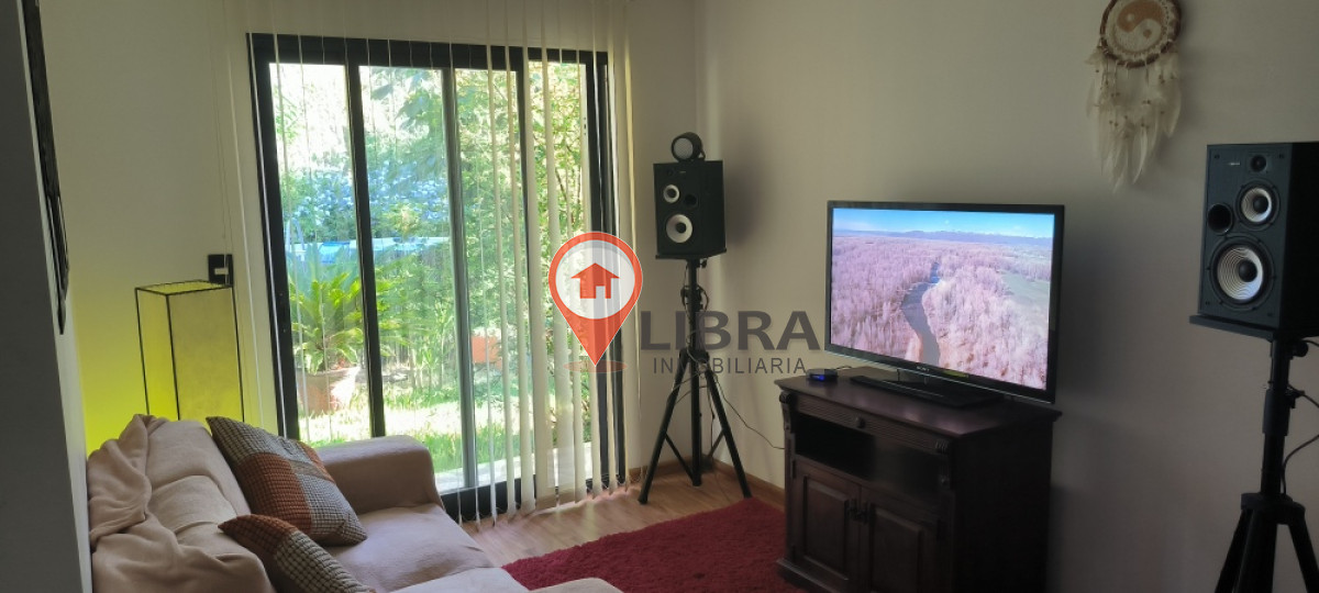 Casa ID.9053 - Venta Casa Gran Terreno 1 Dormitorio Piscina Parrillero En El Pinar