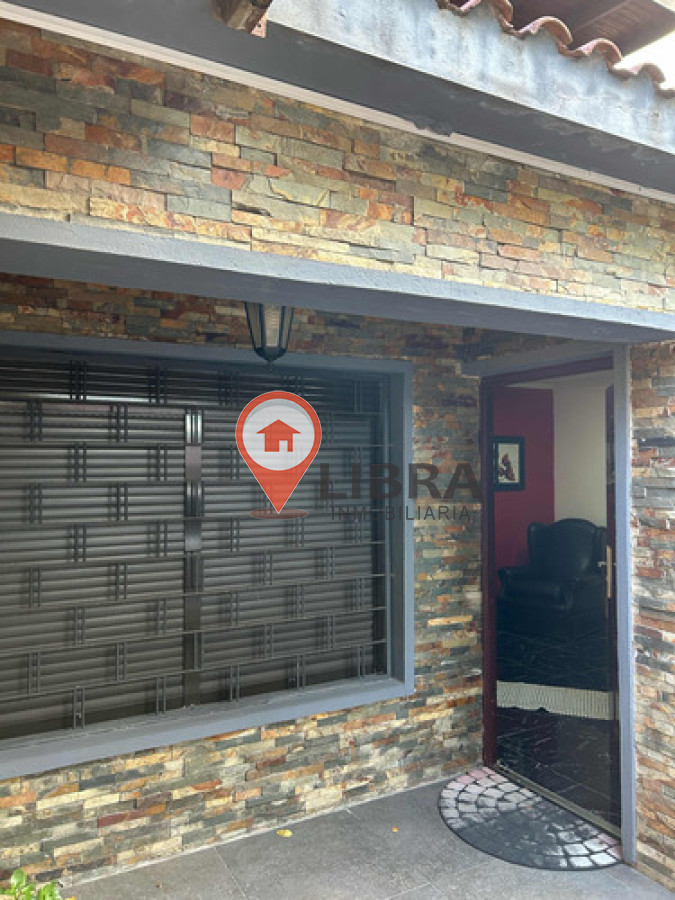 Casa ID.9159 - Casa 3 Dormitorios, 2 Baños, Garage Y Barbacoa En Pérez Castellanos