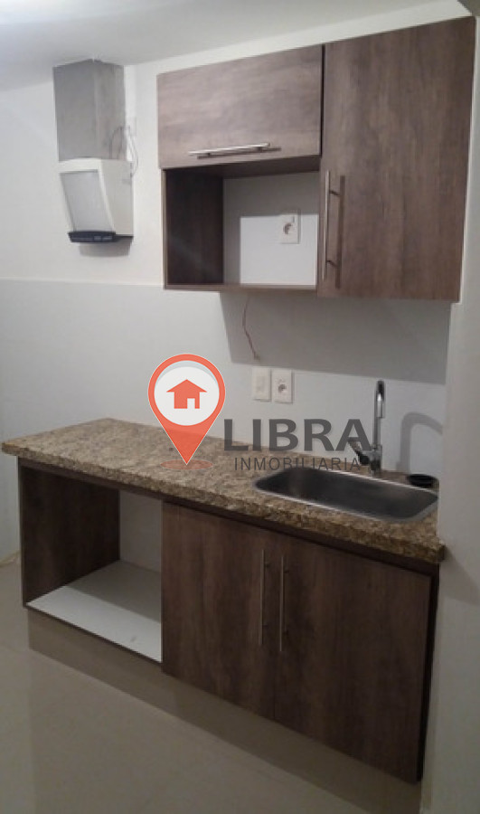 Casa ID.9242 - Alquiler Casa En Buceo 2 Dormitorio Como Nueva Con Cochera