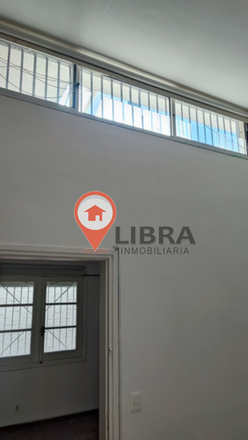 Casa ID.9385 - Alquiler Casa PH 4 Dormitorios 2 Baños Patio Con Parrillero Garage en Reducto