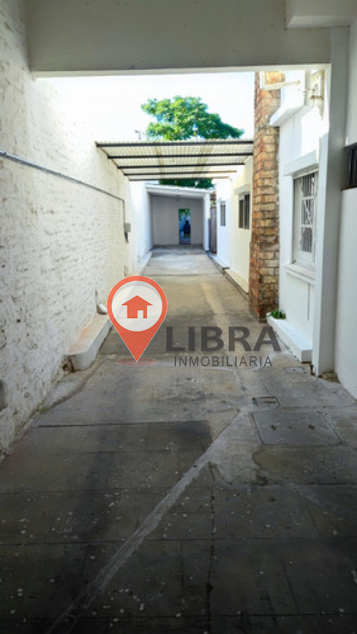 Casa ID.9385 - Alquiler Casa PH 4 Dormitorios 2 Baños Patio Con Parrillero Garage en Reducto