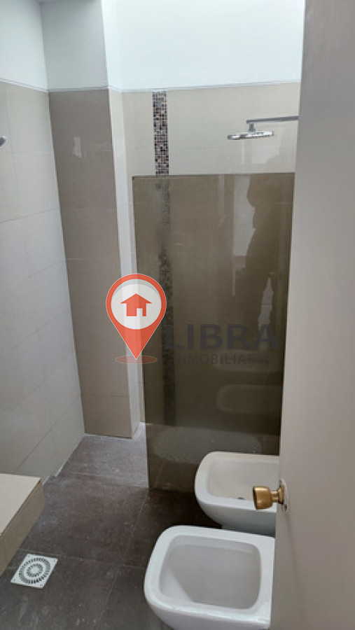Casa ID.9385 - Alquiler Casa PH 4 Dormitorios 2 Baños Patio Con Parrillero Garage en Reducto
