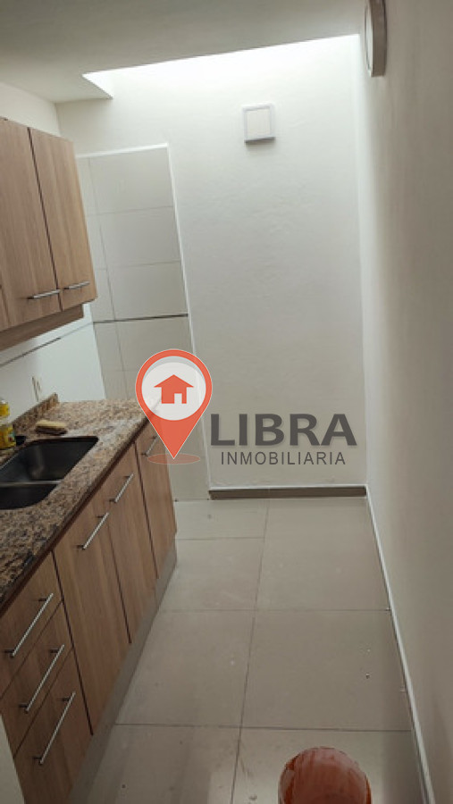 Casa ID.9385 - Alquiler Casa PH 4 Dormitorios 2 Baños Patio Con Parrillero Garage en Reducto