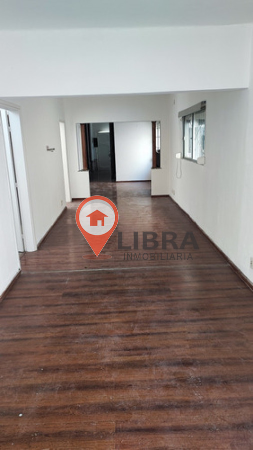 Casa ID.9385 - Alquiler Casa PH 4 Dormitorios 2 Baños Patio Con Parrillero Garage en Reducto