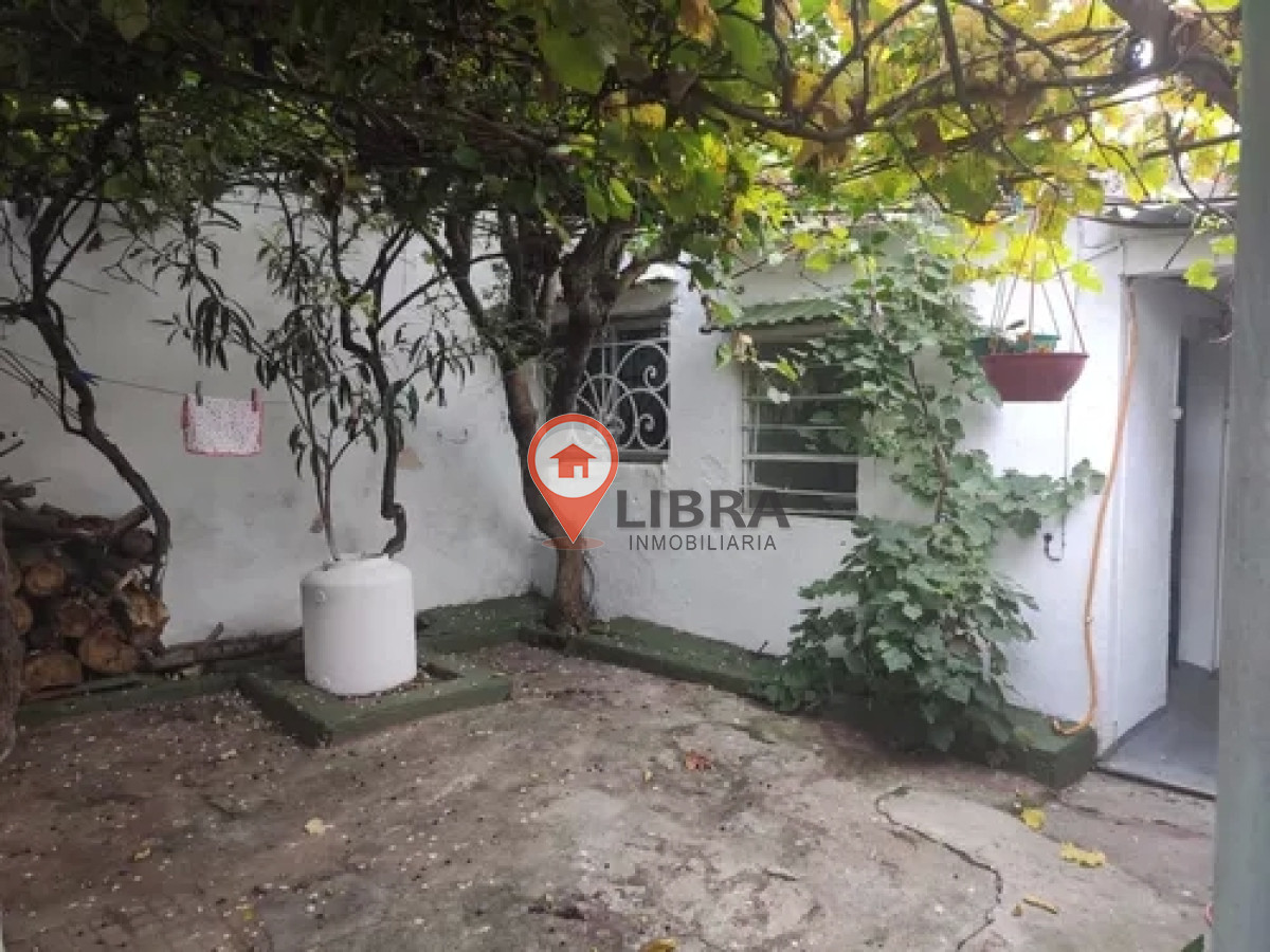 Casa ID.2146 - Casa De 2 Apartamentos Pérez Castellanos Sin Gastos Comunes