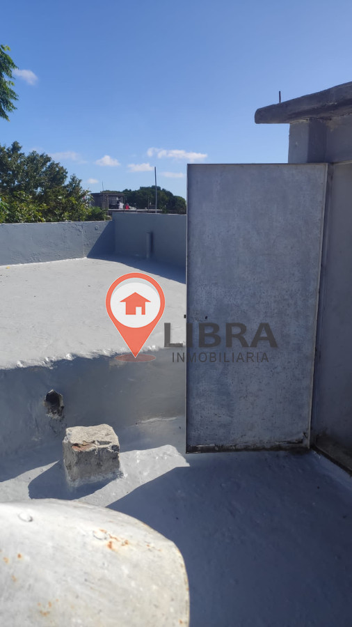 Casa ID.8888 - Alquiler De Casa 2 Dormitorios Balcon Azotea No GC