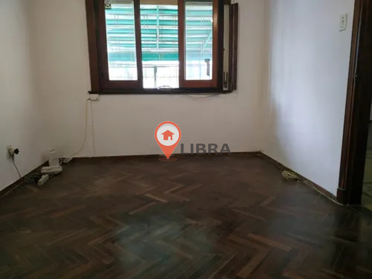 Casa ID.9856 - Alquiler Casa Buceo 2 Dormitorios, Garaje