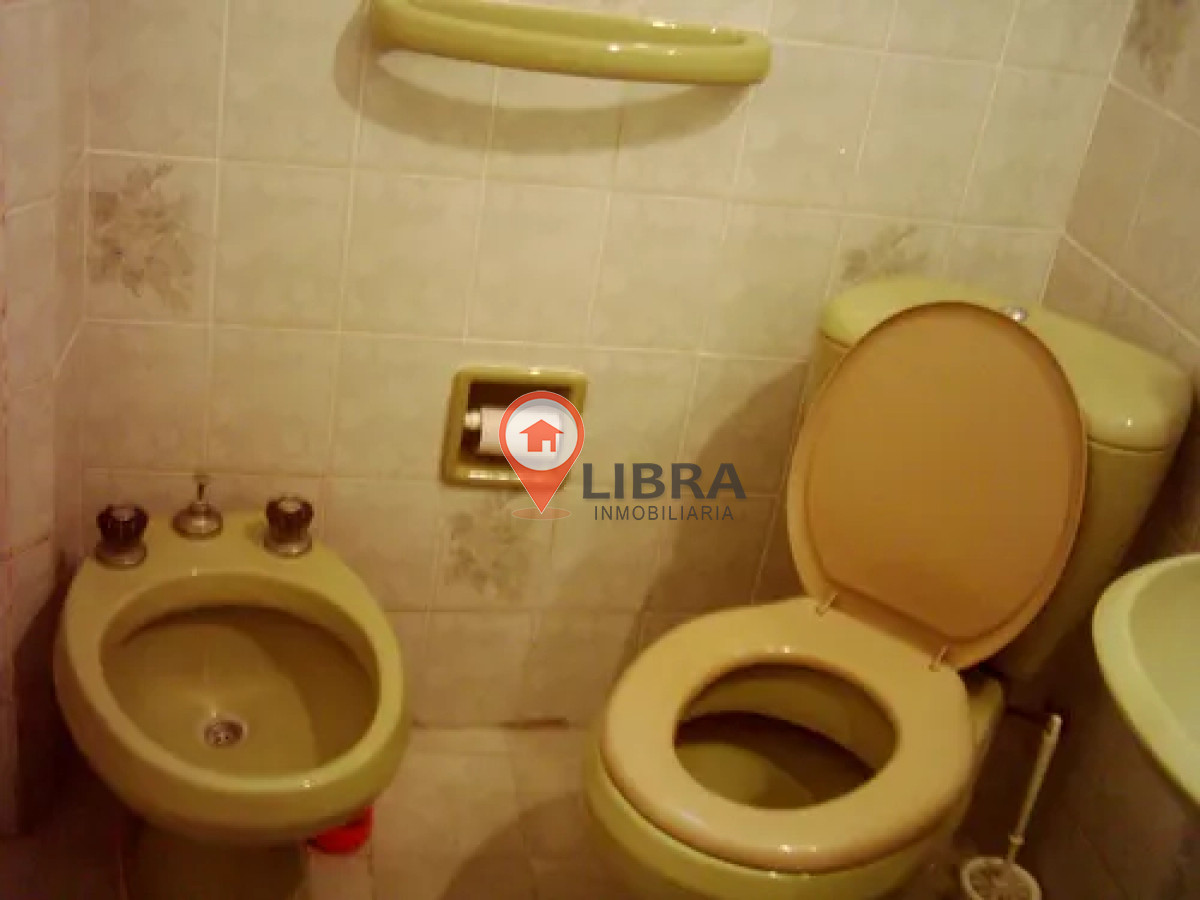 Casa ID.9856 - Alquiler Casa Buceo 2 Dormitorios, Garaje