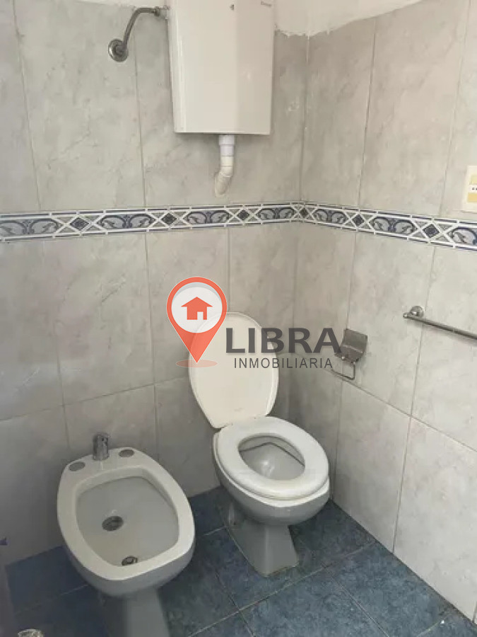 Casa ID.9957 - Alquiler Casa 3 Dormitorios En La Comercial