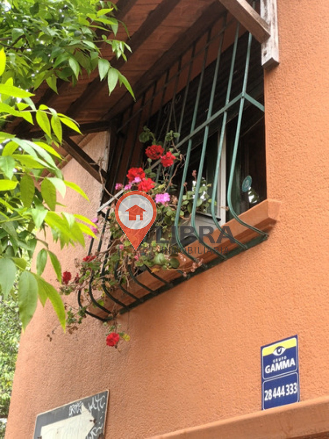 Casa ID.8919 - Casa 4 Dormitorios O Escritorio 2 Baños Garage Terraza Con Parrillero En Parque Rodó