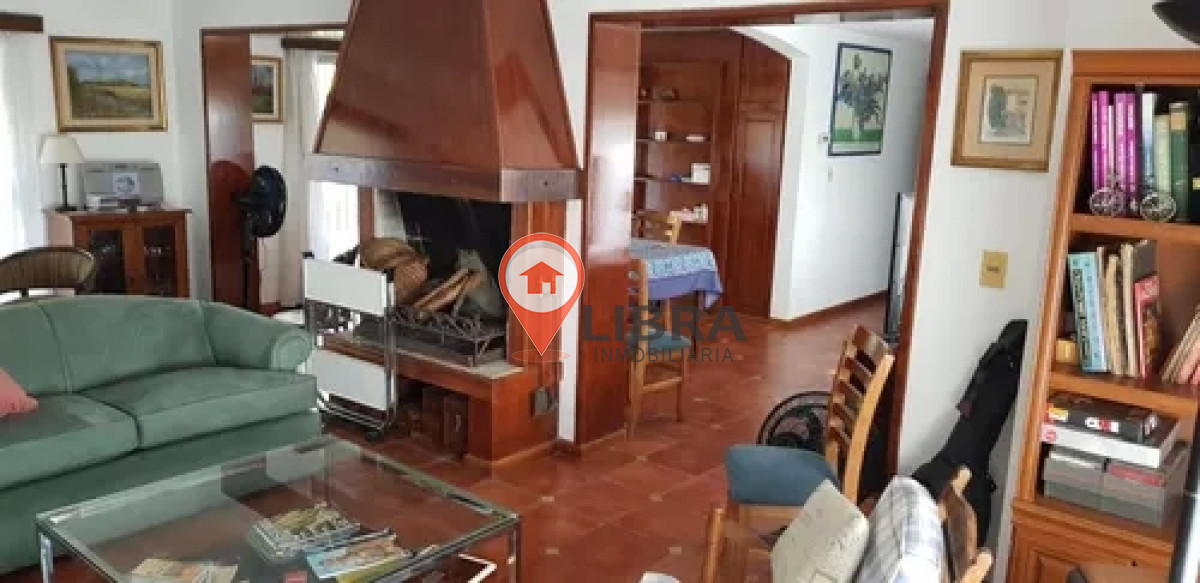 Casa ID.3712 - Hermosa Casa En Aires Puros 4 Dormitorios Excelente Estado
