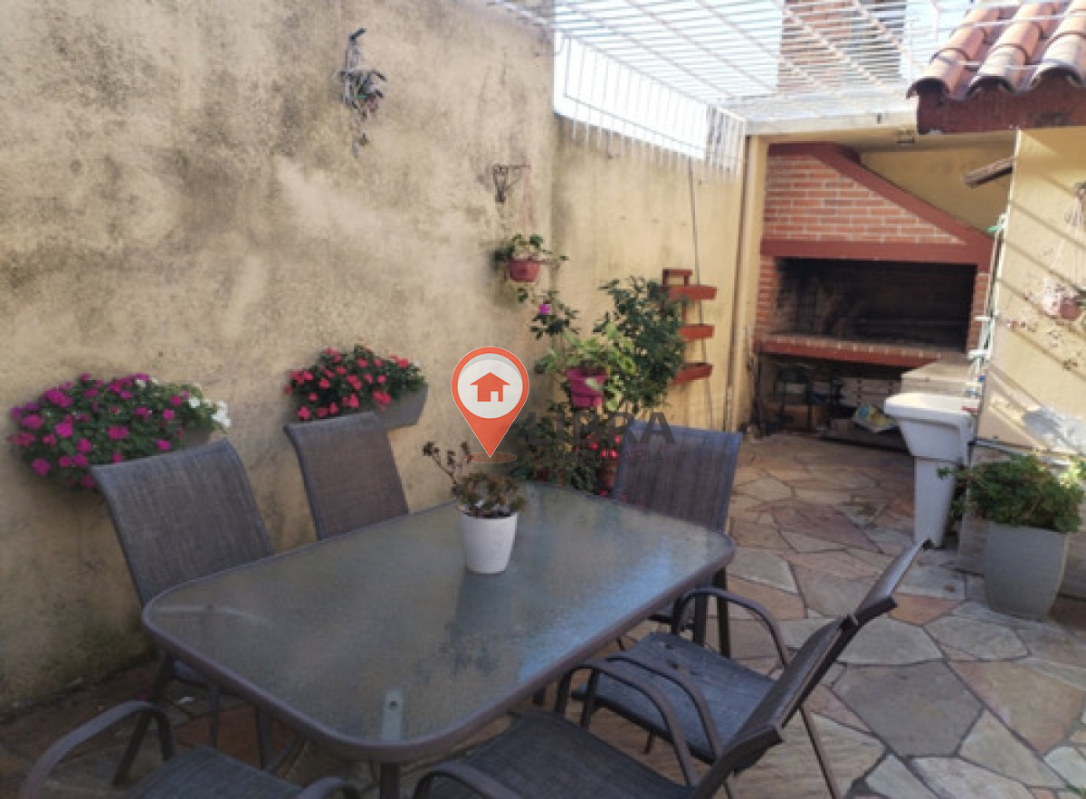 Casa ID.10388 - VENTA CASA 3 DORMITORIOS 2 BAÑOS PATIO PARRILLERO Y GARAJE!