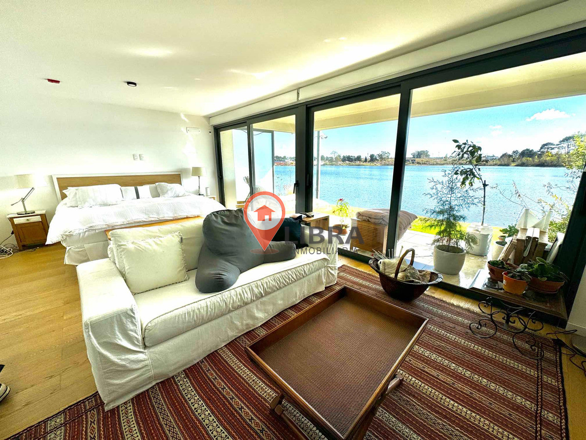 Casa ID.8332 - Alquiler Casa De 3 Dormitorios En Carrasco Boating