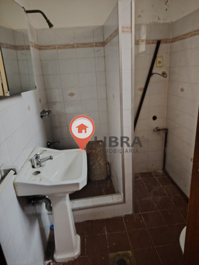 Casa ID.10373 - Casa En Carrasco 3 Dormitorios Garaje Parrillero Jardín