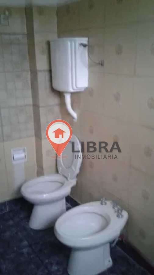 Casa ID.10195 - CASA EN ALQUILER EN MALVIN 2 DORMITORIOS!