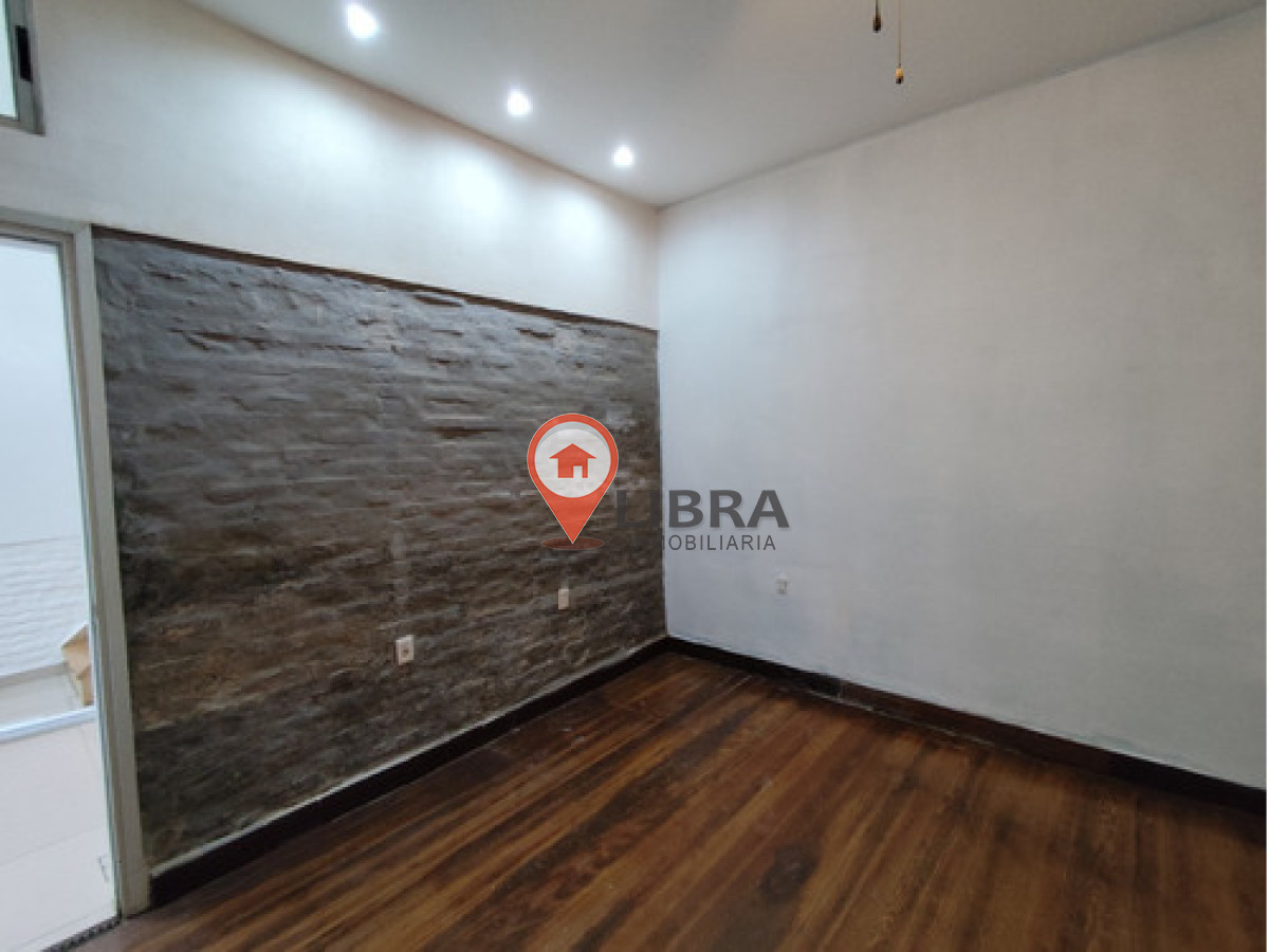 Casa ID.9226 - Alquiler Casa En Buceo 2 Dormitorio Como Nueva Con Cochera