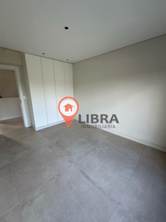Casa ID.9038 - Alquiler Casa A Estrenar 3 Dormitorios Con Jardín Y Piscina En Carrasco Norte