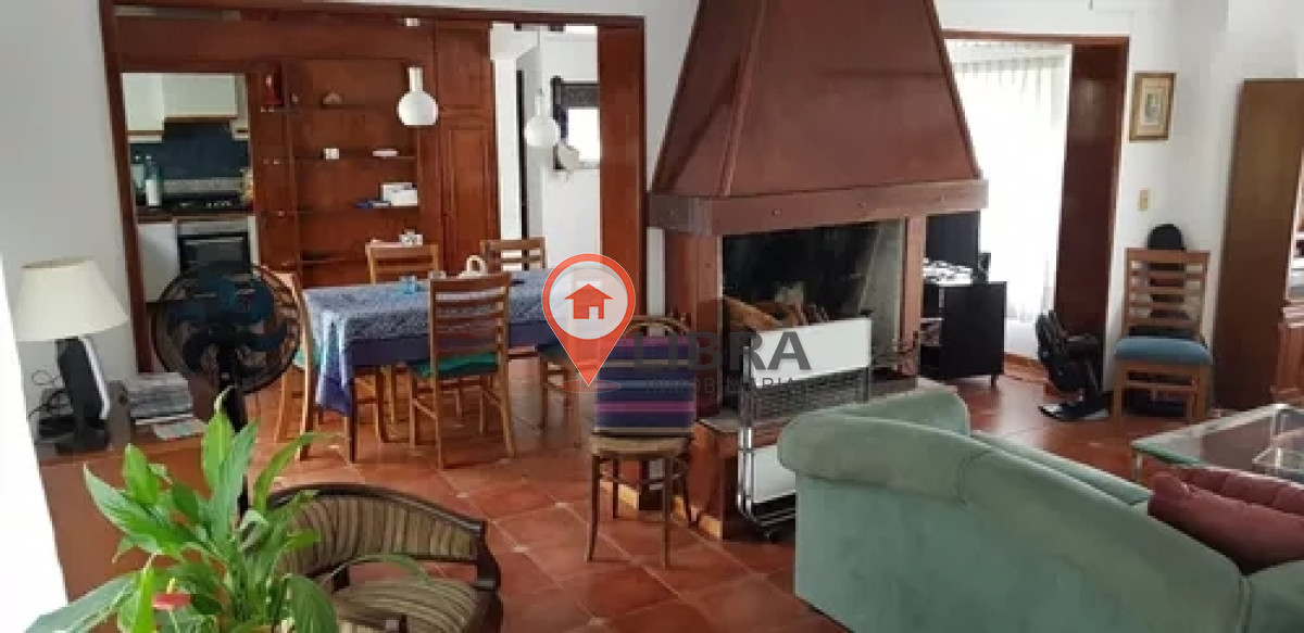 Casa ID.3712 - Hermosa Casa En Aires Puros 4 Dormitorios Excelente Estado
