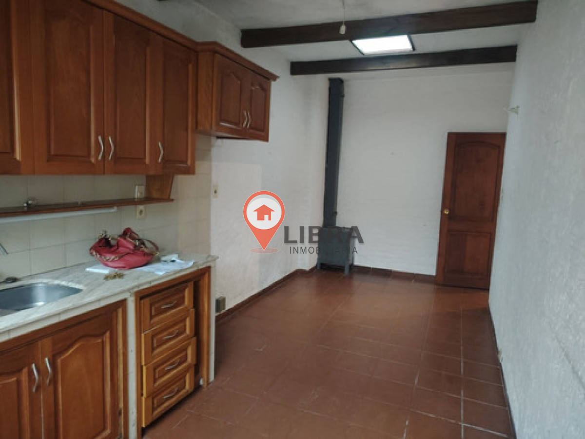 Casa ID.10373 - Casa En Carrasco 3 Dormitorios Garaje Parrillero Jardín