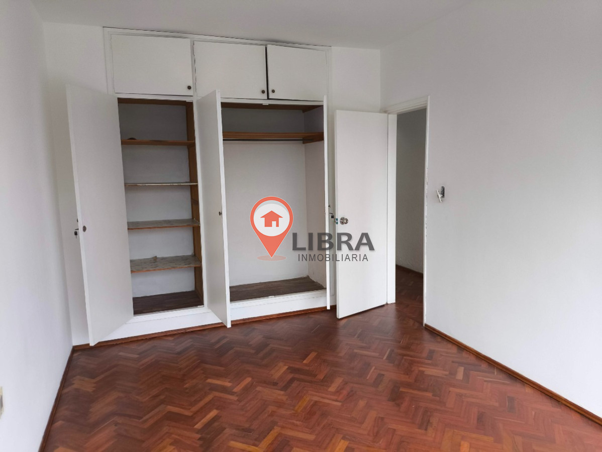 Casa ID.8600 - Alquiler De Casa 3 Dormitorios 2 Baños Garage Parrillero Punta Gorda