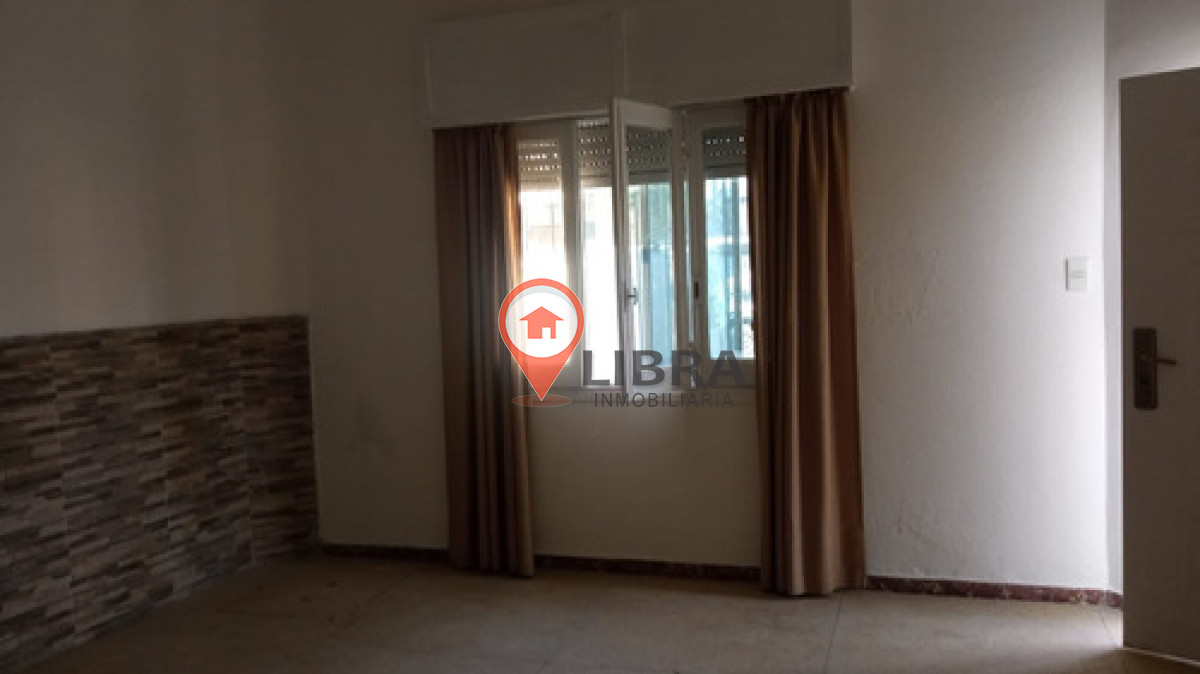 Casa ID.10201 - Alquiler Casa 2 Dormitorios, Altillo, Azotea En Aguada