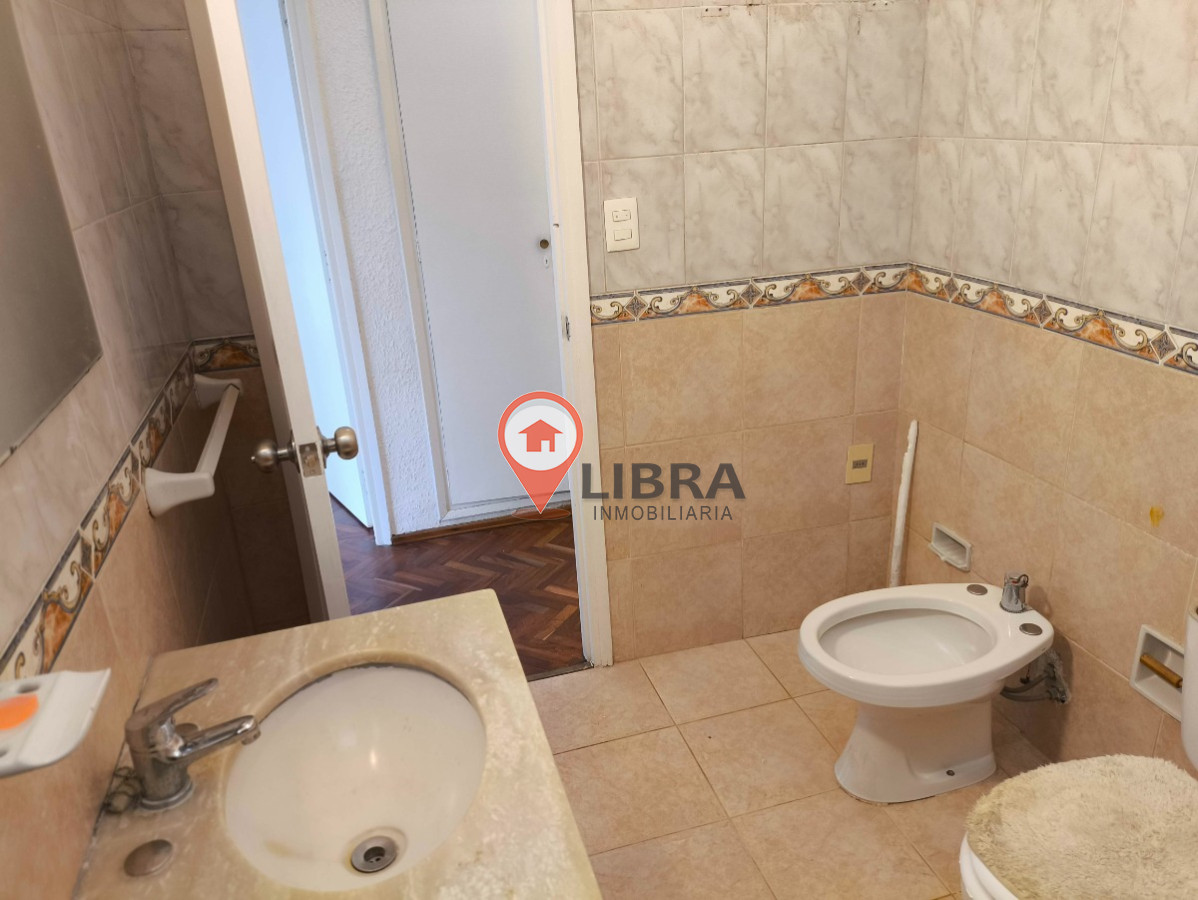 Casa ID.8600 - Alquiler De Casa 3 Dormitorios 2 Baños Garage Parrillero Punta Gorda