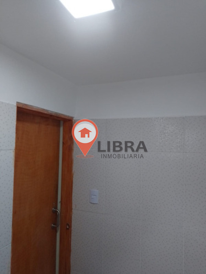Casa ID.9135 - Alquiler Casa Al Frente De 2 Dormitorios Patio Con Parrilero En Flor De Maroñas