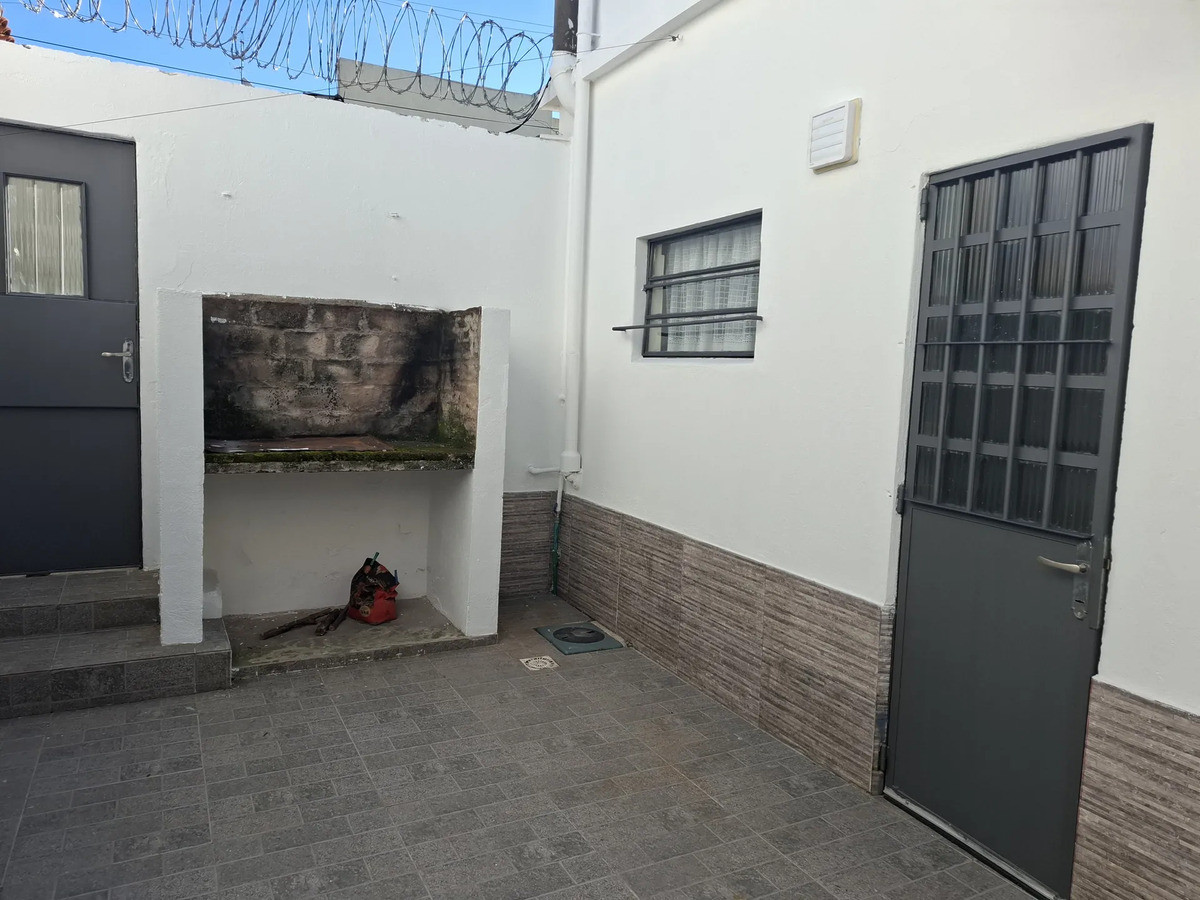 Casa ID.12703 - Alquiler Casa 2 Dormitorios Patio Parrillero Cochera Sin Gastos En Prado
