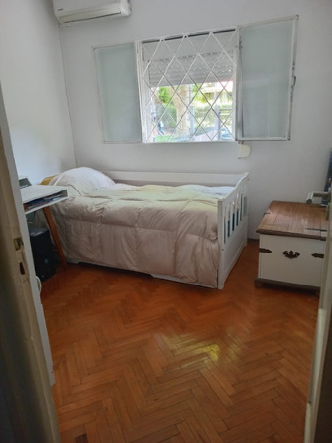 Casa ID.9677 - Hermosa Casa De 4 Dorm Cochera Jardín Terraza Parrillero