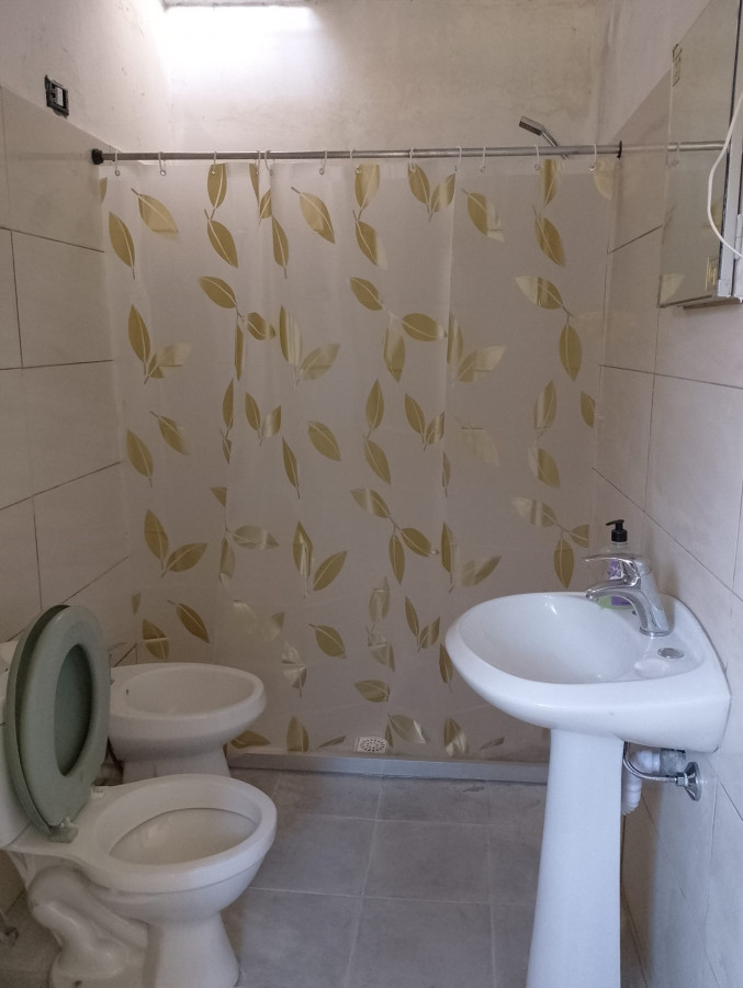 Casa ID.10091 - VENTA CASA 2 DORMITORIOS 2 COCHERAS PARRILLERO PASO DE LAS DURANAS